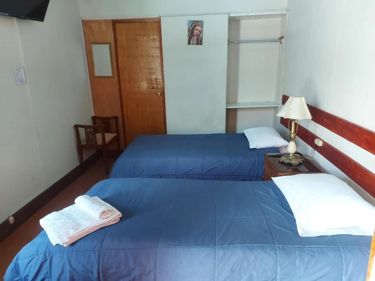 ארקוויפה Hostal Lluvia De Oro מראה חיצוני תמונה