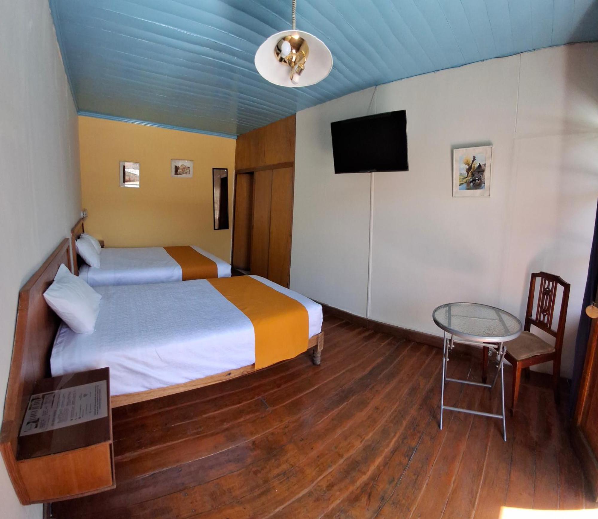 ארקוויפה Hostal Lluvia De Oro מראה חיצוני תמונה