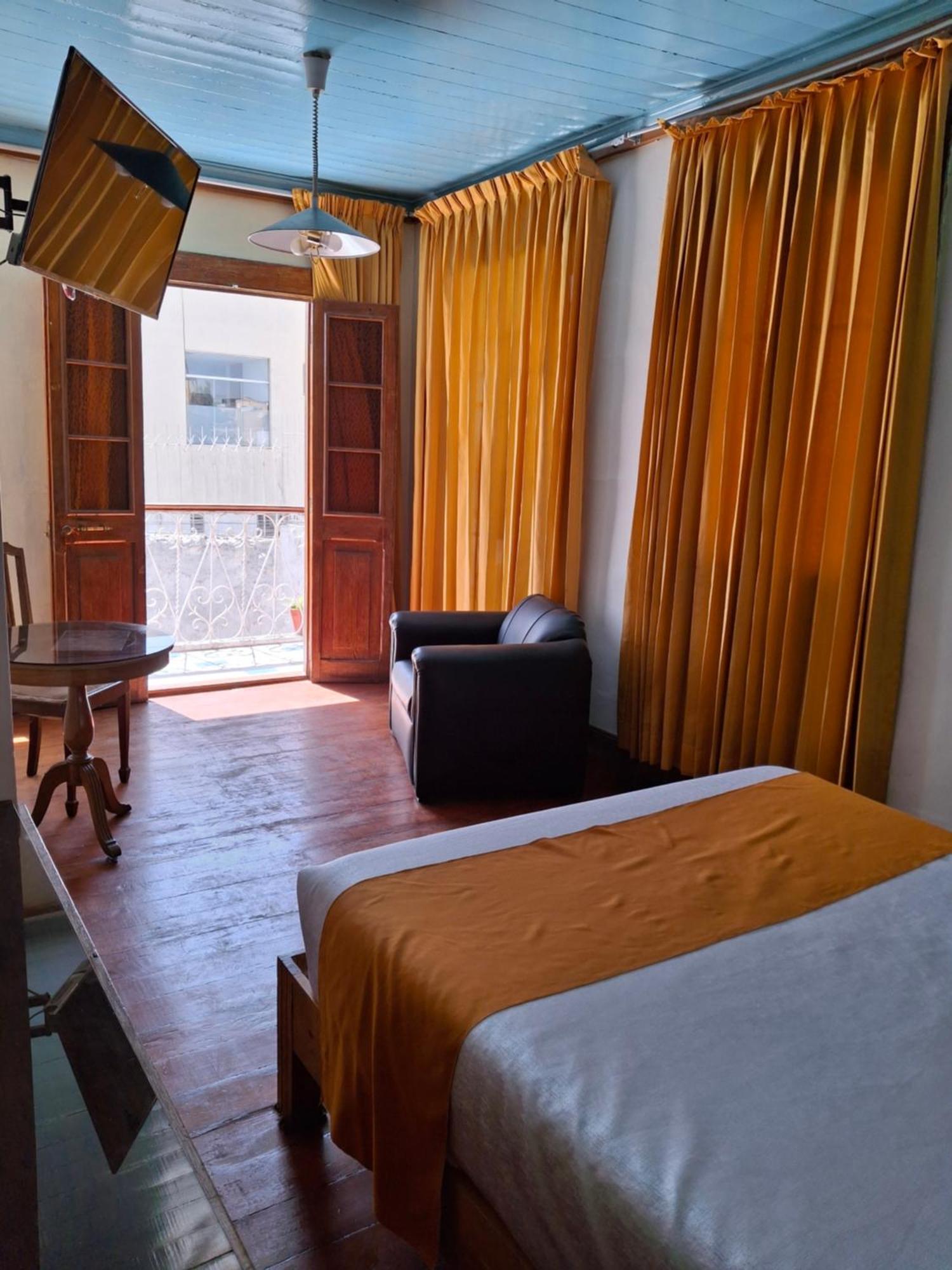 ארקוויפה Hostal Lluvia De Oro מראה חיצוני תמונה