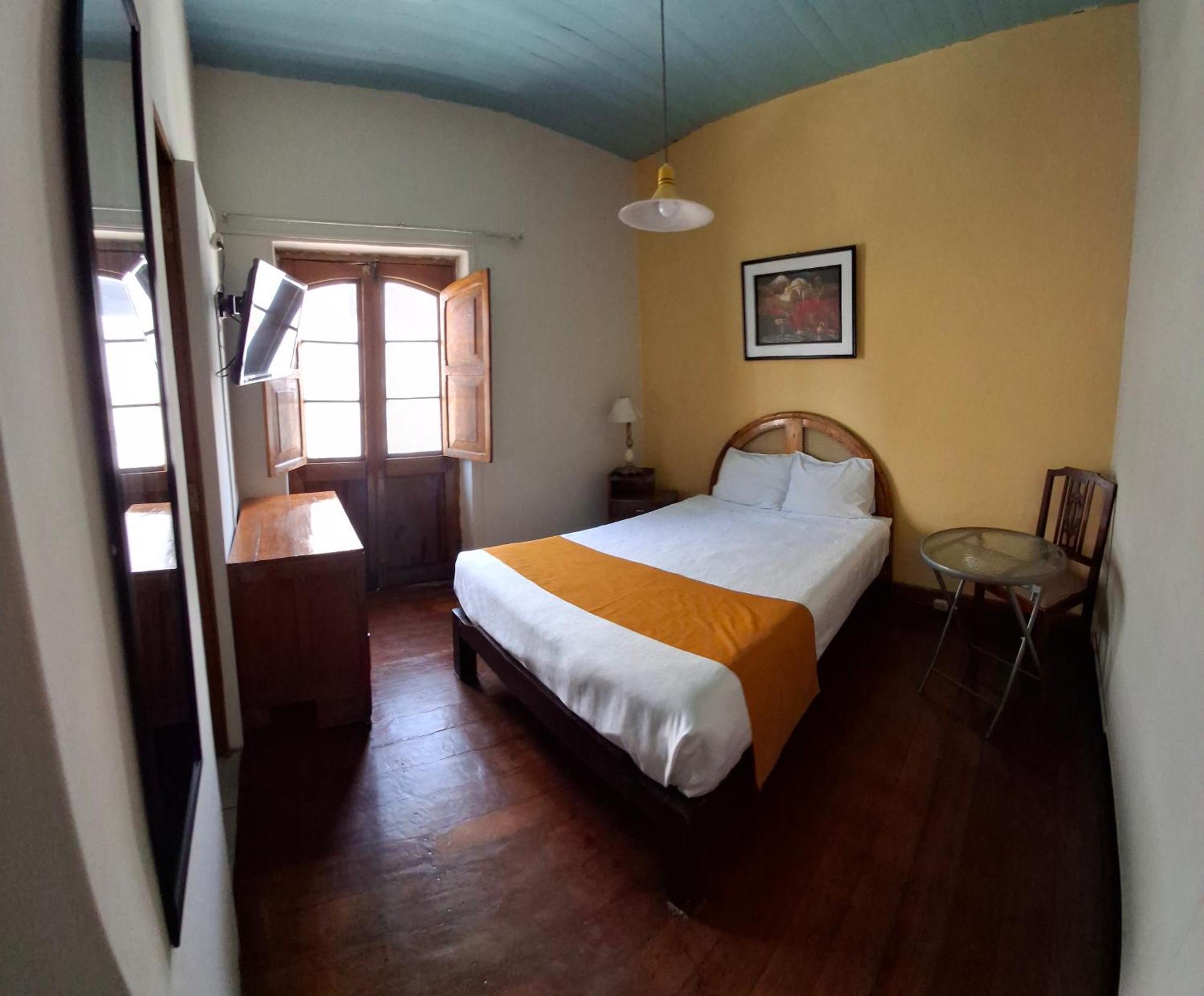 ארקוויפה Hostal Lluvia De Oro מראה חיצוני תמונה