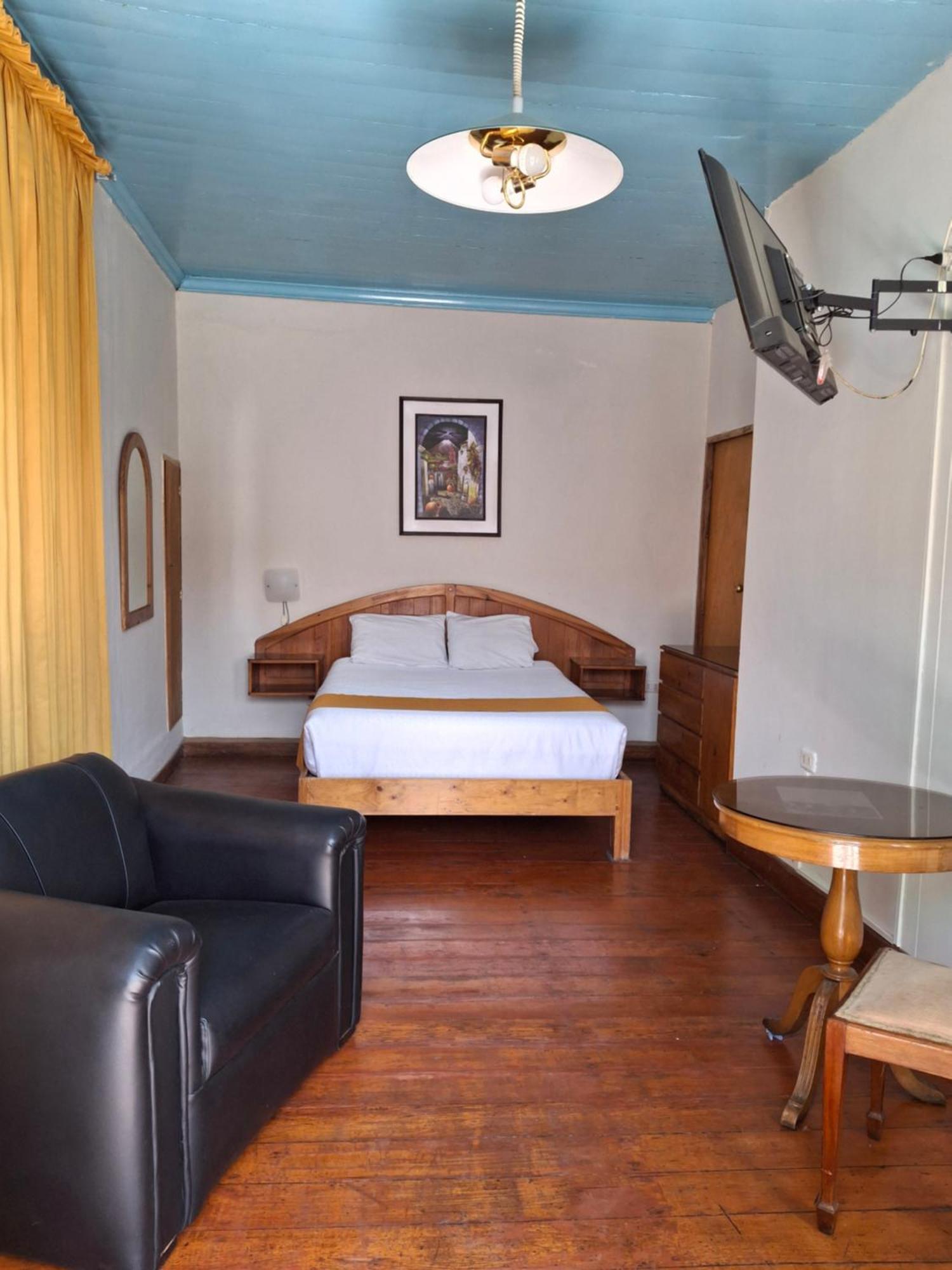 ארקוויפה Hostal Lluvia De Oro מראה חיצוני תמונה