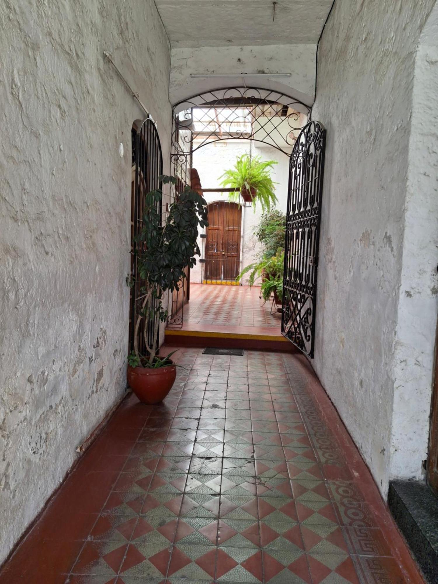 ארקוויפה Hostal Lluvia De Oro מראה חיצוני תמונה