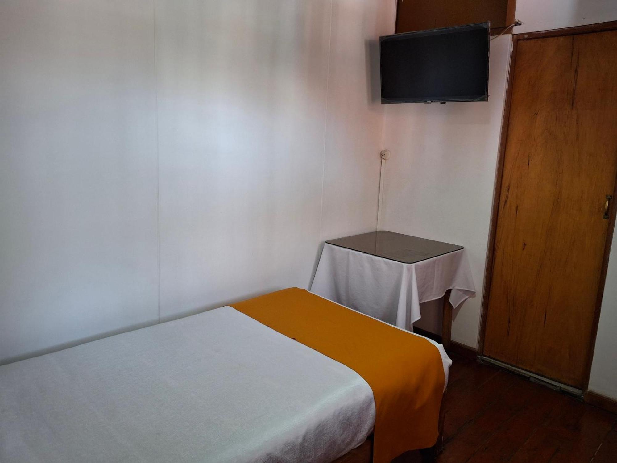 ארקוויפה Hostal Lluvia De Oro מראה חיצוני תמונה