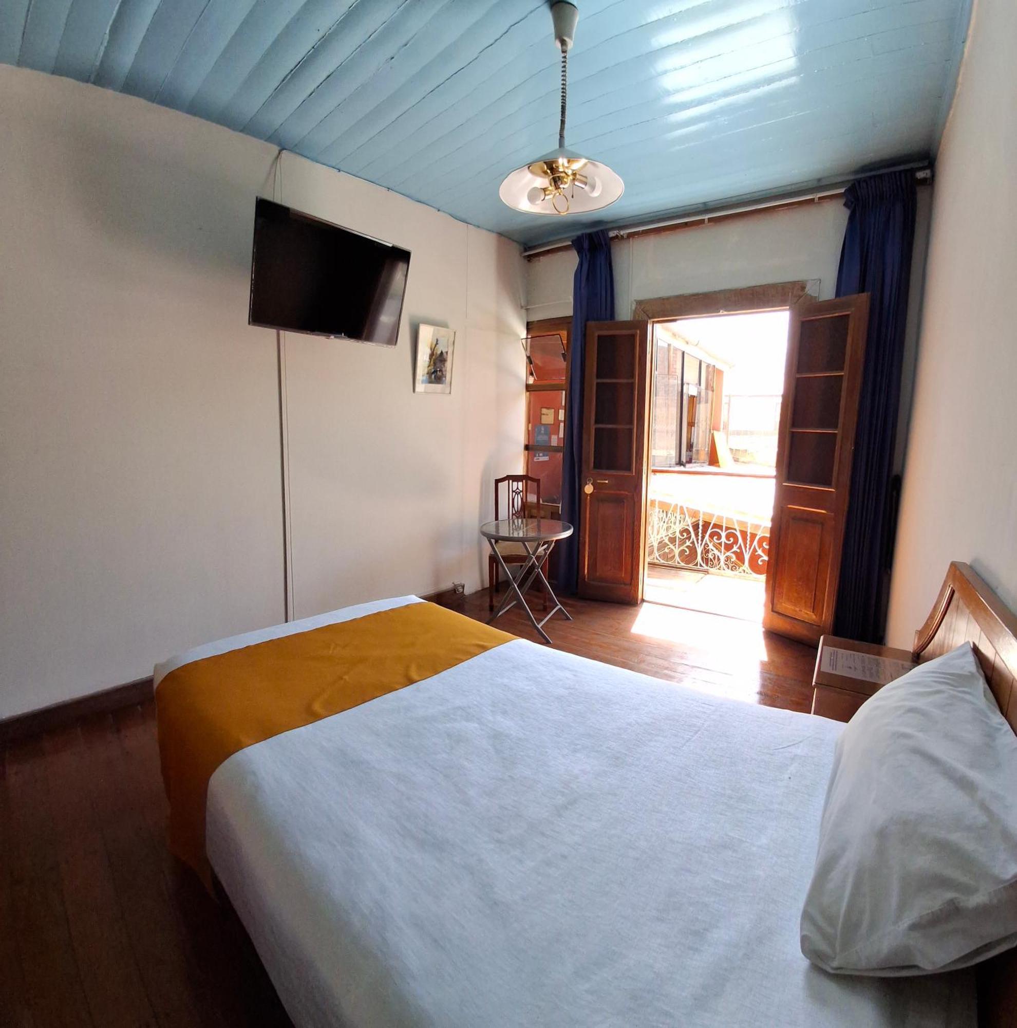ארקוויפה Hostal Lluvia De Oro מראה חיצוני תמונה